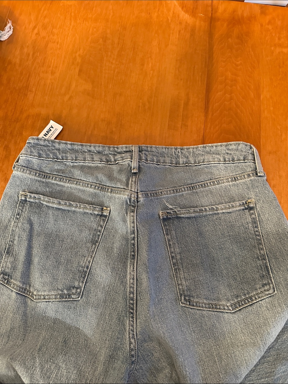 Old Navy Light Wash Wide-Leg Women's Jeans - Picture 6 of 7